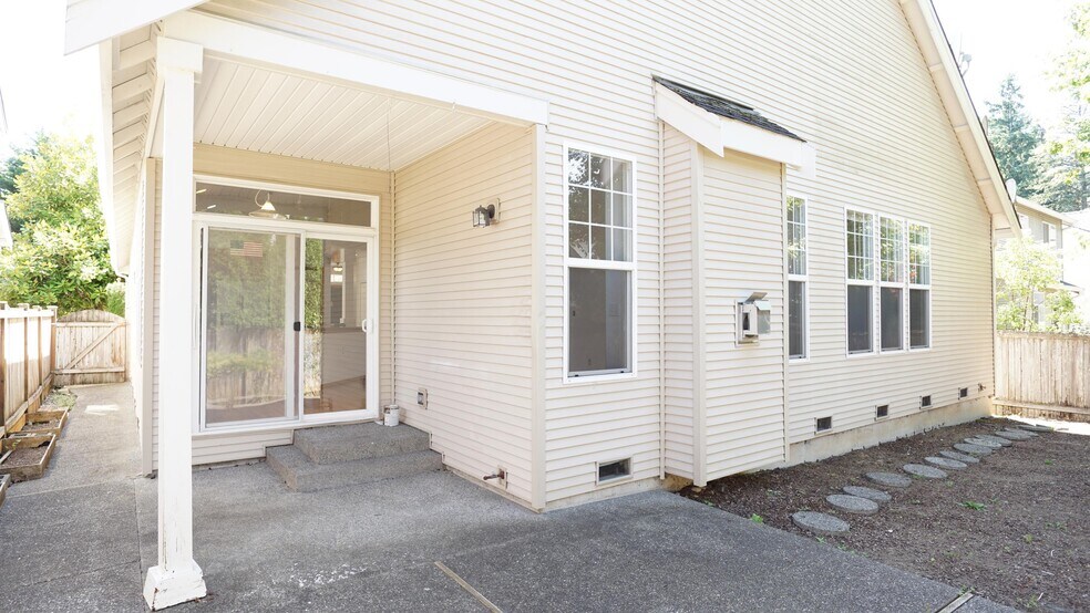 Building Photo - 3925 138th St SE