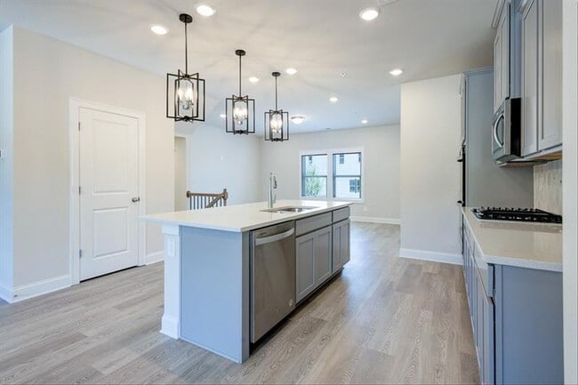 Building Photo - 1632 Switchgrass Ave SE