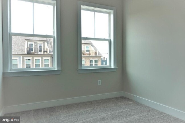 Building Photo - 1206 Vermeer Ave
