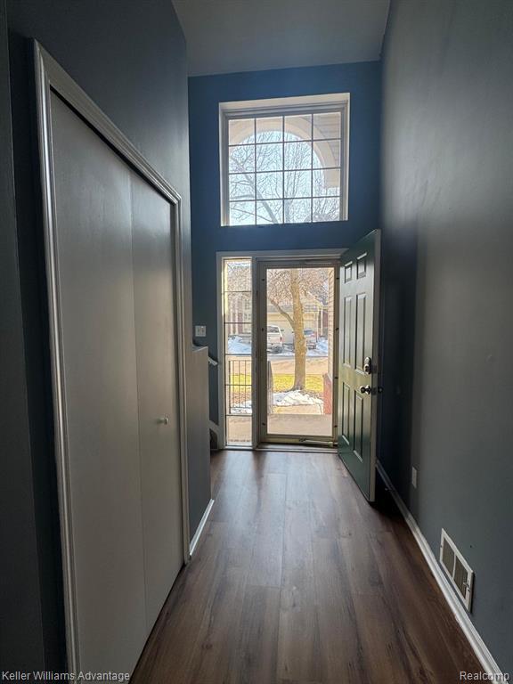 Building Photo - 38478 Lynwood Ct