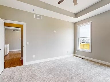 Building Photo - 520 Meadows Ct