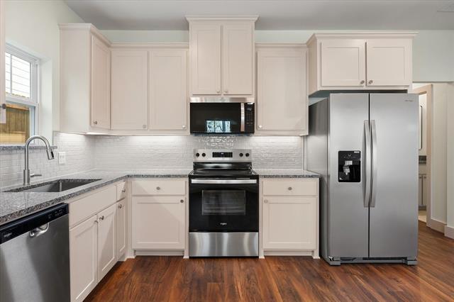 Building Photo - 504 E Kimball St