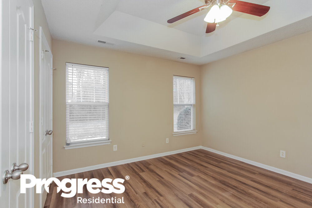 Building Photo - 2108 Sebastiani Dr