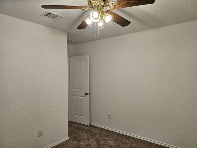 Building Photo - 5911 Coahulia Rdg