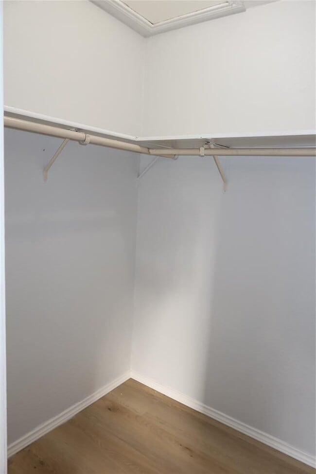 Building Photo - 2511 Bucks Run