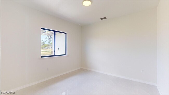 Building Photo - 2700 NW 20th Terrace