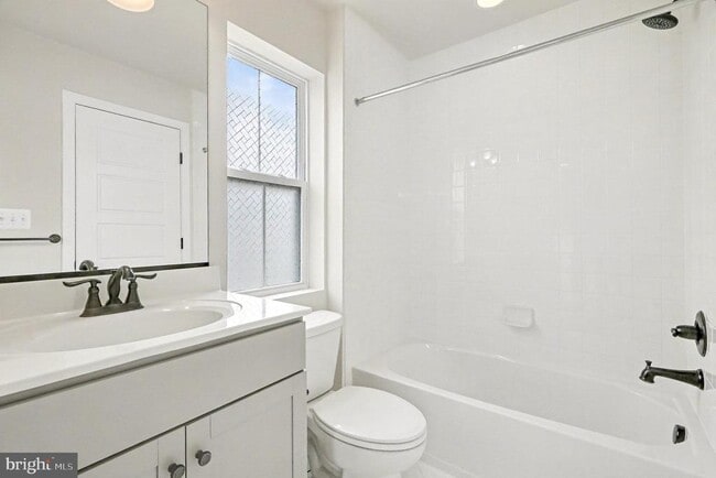 Building Photo - 2418 Auden Dr