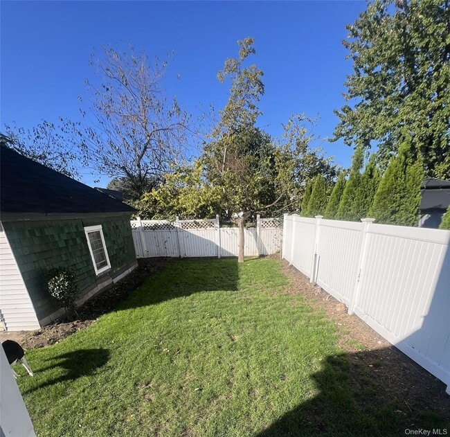 Building Photo - 309 Franklin Ave