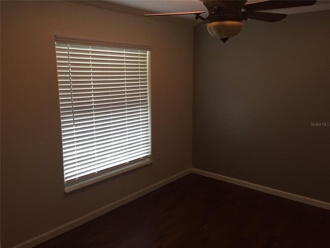 Building Photo - 715 Baywood Cir