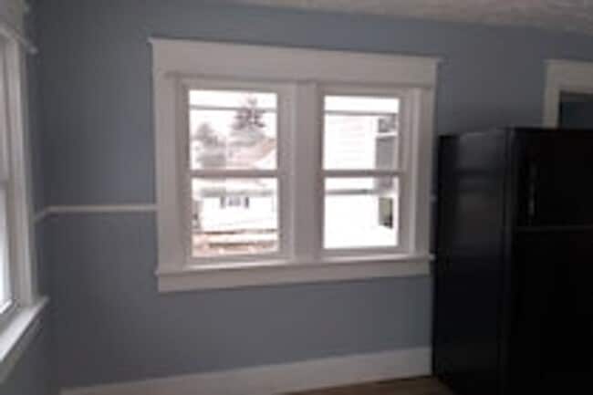 Building Photo - 2 bedroom apartment