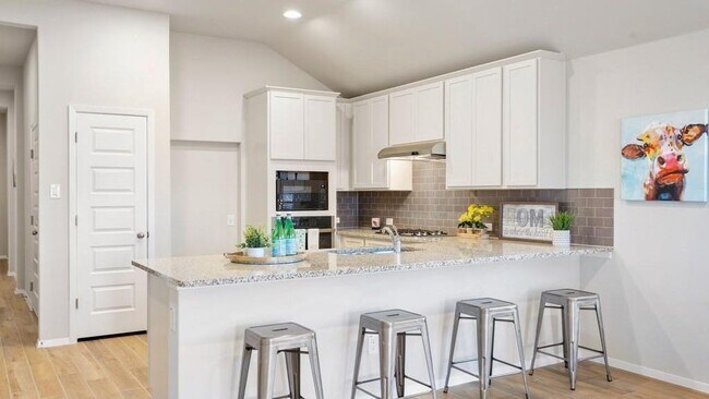 Building Photo - 223 Trailside Ln
