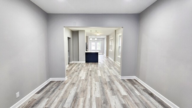 Building Photo - 4045 N Moody Ave