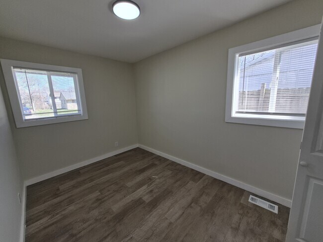 Building Photo - 8515 Georgiana Ln