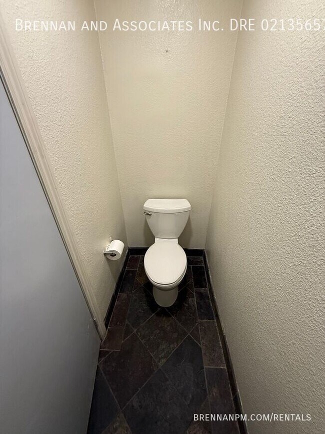 Building Photo - 1967 Lieder Dr