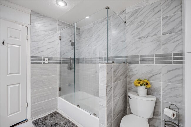 Building Photo - 2574 Marilee Ln