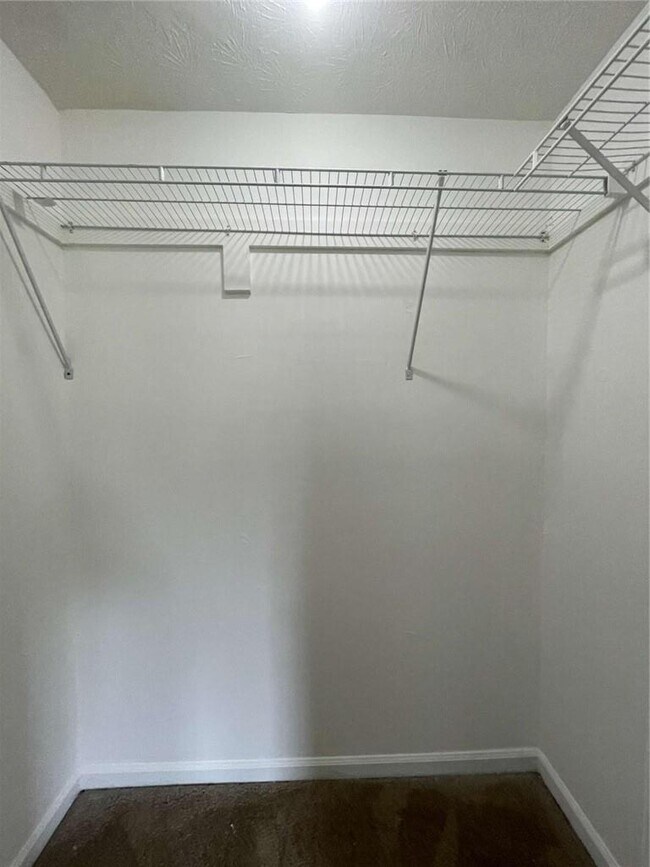 Building Photo - 1088 Riva Ridge Dr NW