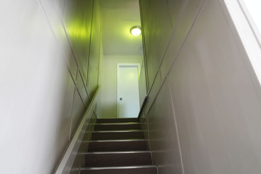 Building Photo - 1224 Appling Ct