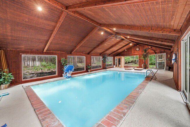Building Photo - 7980 S Harrison Cir
