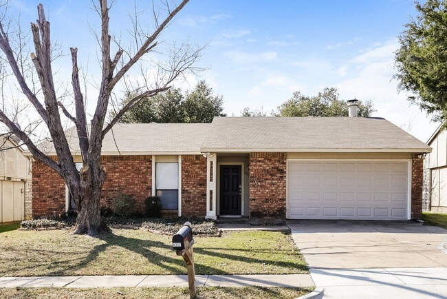 Building Photo - 6317 Sunset Rd