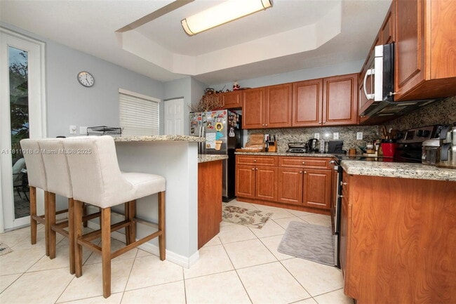 Building Photo - 814 SW 143rd Ct
