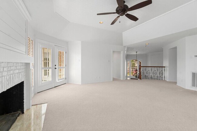 Building Photo - 23 Pleasure Cove Dr