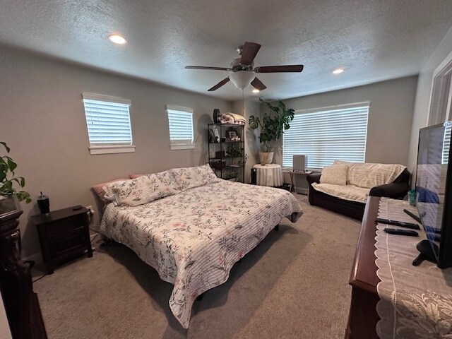 Building Photo - 896 S Crescent Way