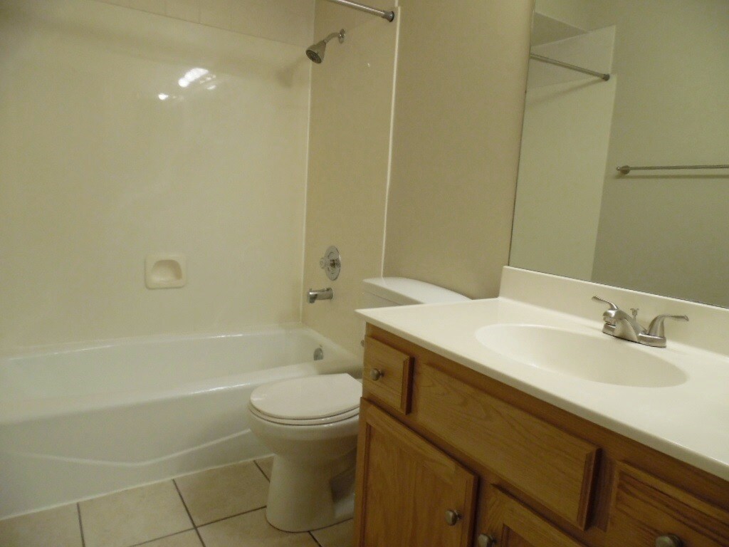 Building Photo - 3128 N 1325 E