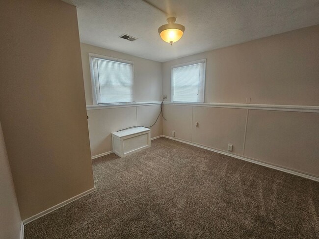 Building Photo - 5458 Celeste View Dr