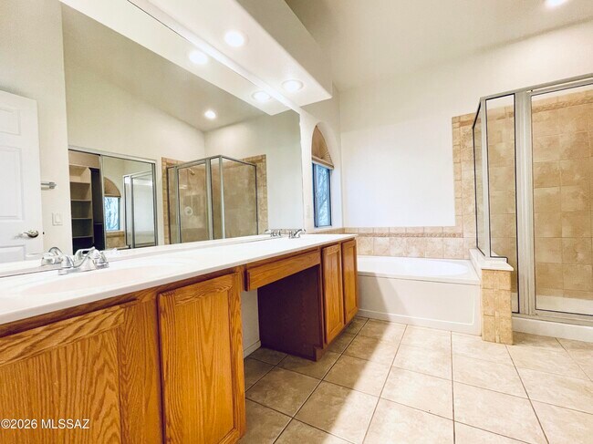 Building Photo - 7774 E Castle Valley Way