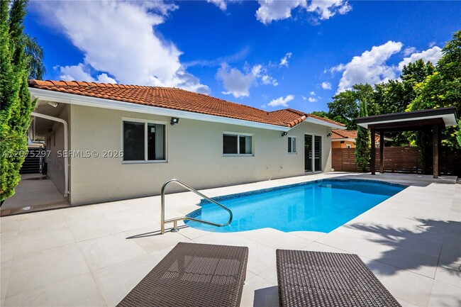 Building Photo - 15932 SW 101st Terrace