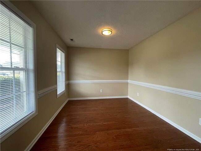 Building Photo - 5234 Woodpecker Dr