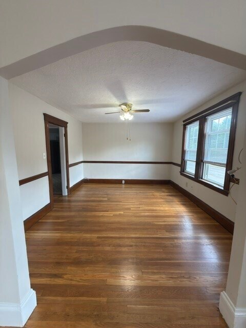 Building Photo - 1-3 Linwood Ave