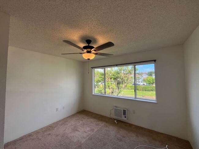 Building Photo - 3 bedroom/2 bath unit in Milliani Mauka wi...