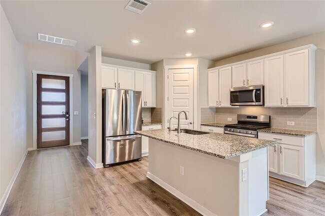 Building Photo - 2212 Alamar walk