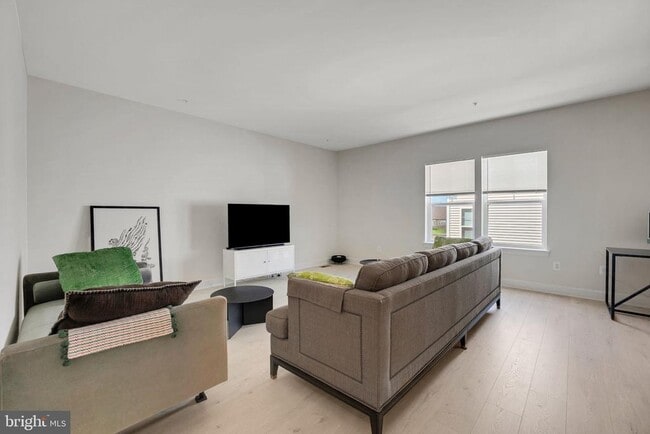 Building Photo - 2871 Broad Wing Dr