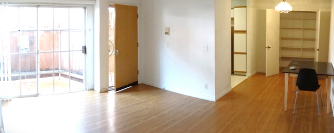 Building Photo - 143 S Hayworth Ave