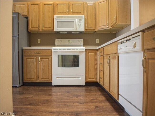 Building Photo - 9647 Market St