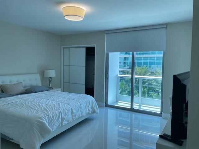 Building Photo - 9401 Collins Ave