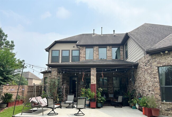 Building Photo - 26938 Drybank Creek Ln