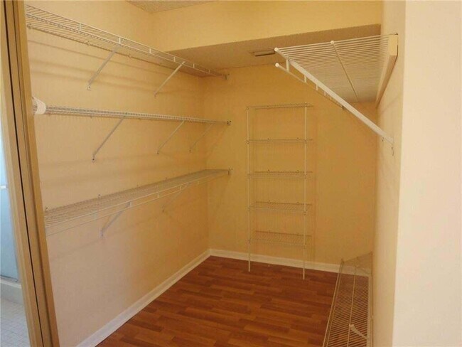 Building Photo - 2213 Cypress Island Dr