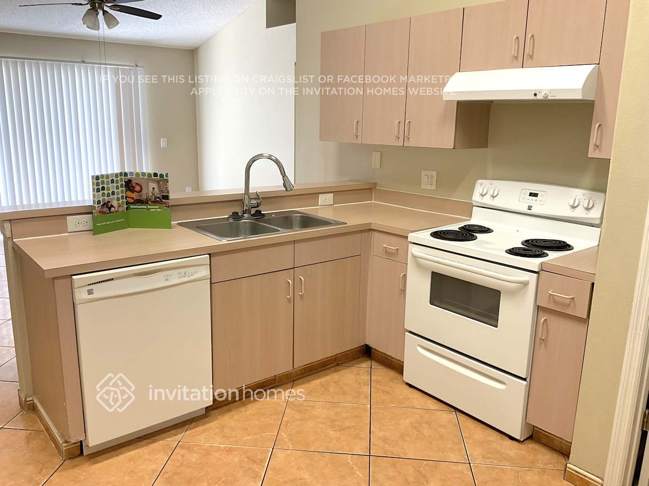 Building Photo - 9472 Brackin St