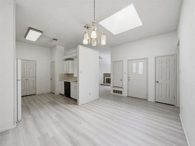 Building Photo - 2103 Overview Ln