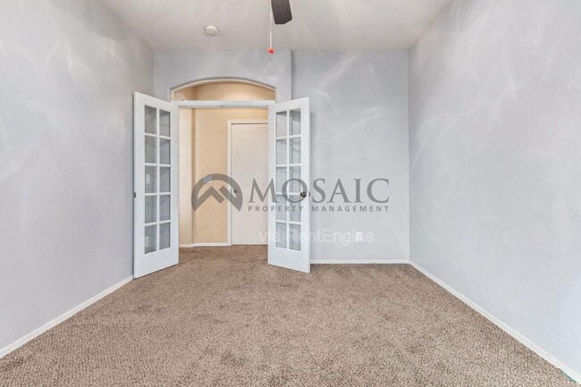 Building Photo - 3018 S 102nd Ln