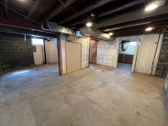 Building Photo - Two Bedroom Home in Smithville