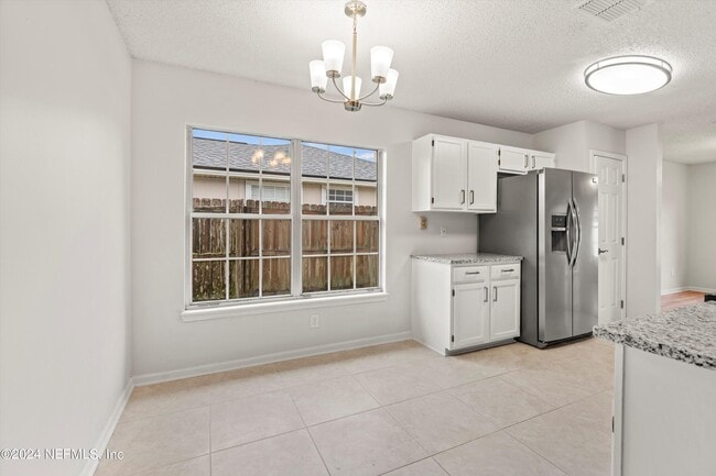 Building Photo - 12756 Bentwater Dr