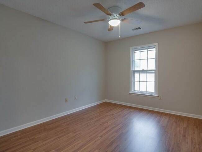 Building Photo - Renovated in Germantown Trails!