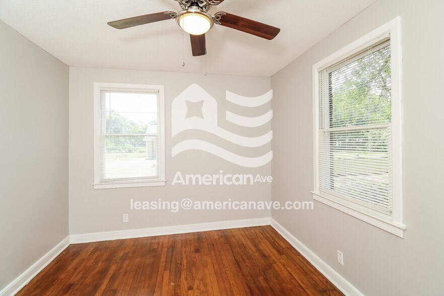 Building Photo - 883 Medfield Rd