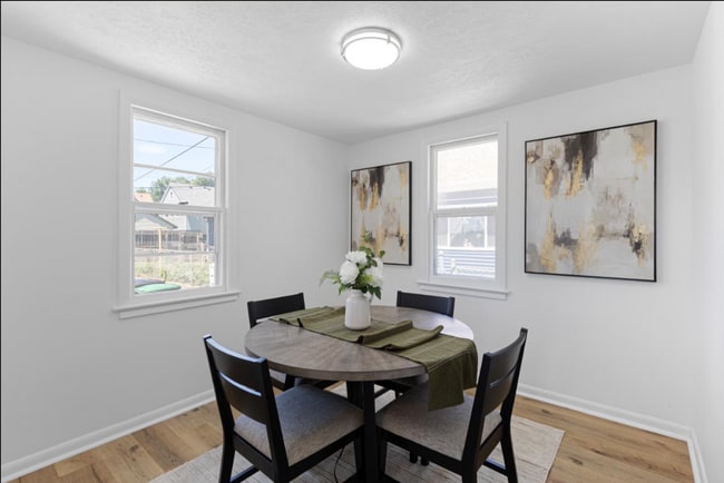 Building Photo - Updated South Omaha Home with Oversized Garage