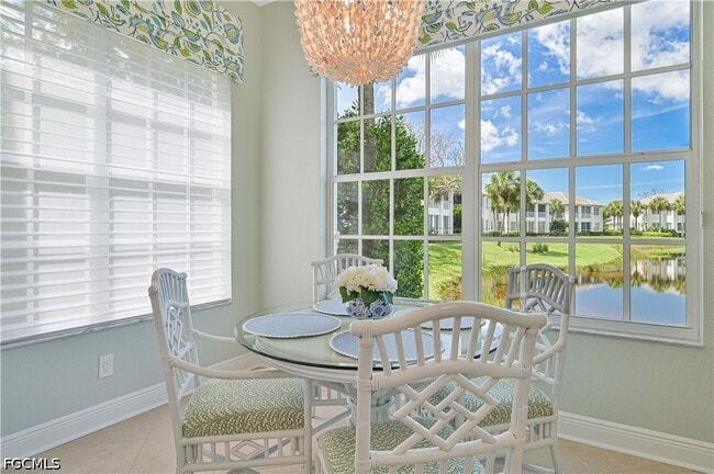 Building Photo - 5000 Royal Shores Dr