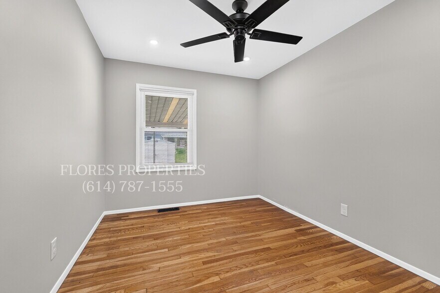 Building Photo - 1136 Pauline Ave